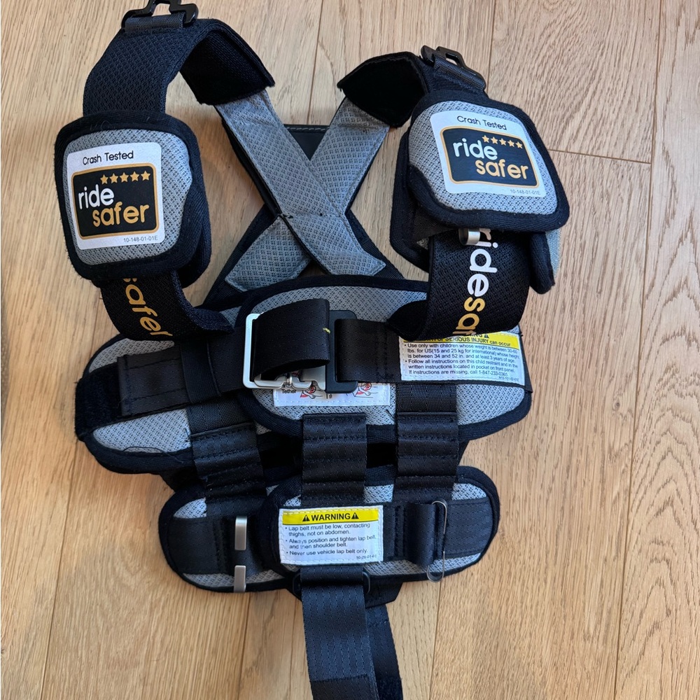 RideSafer Delight Child Car Safety Harness - Black & Gray